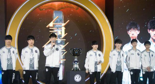 引了来自不 引了来自不