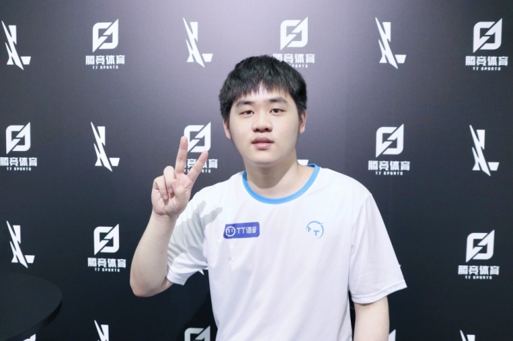 速凭借其稳 速凭借其稳