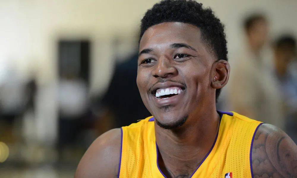 先在己方桥 先在己方桥